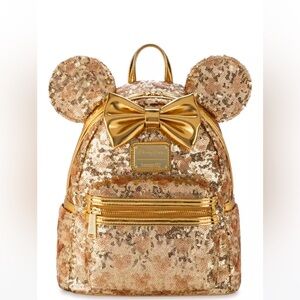 💛 Adorable Gold Sequin Disney Bag 💼
Brand New! Still in wrapping! 🎁